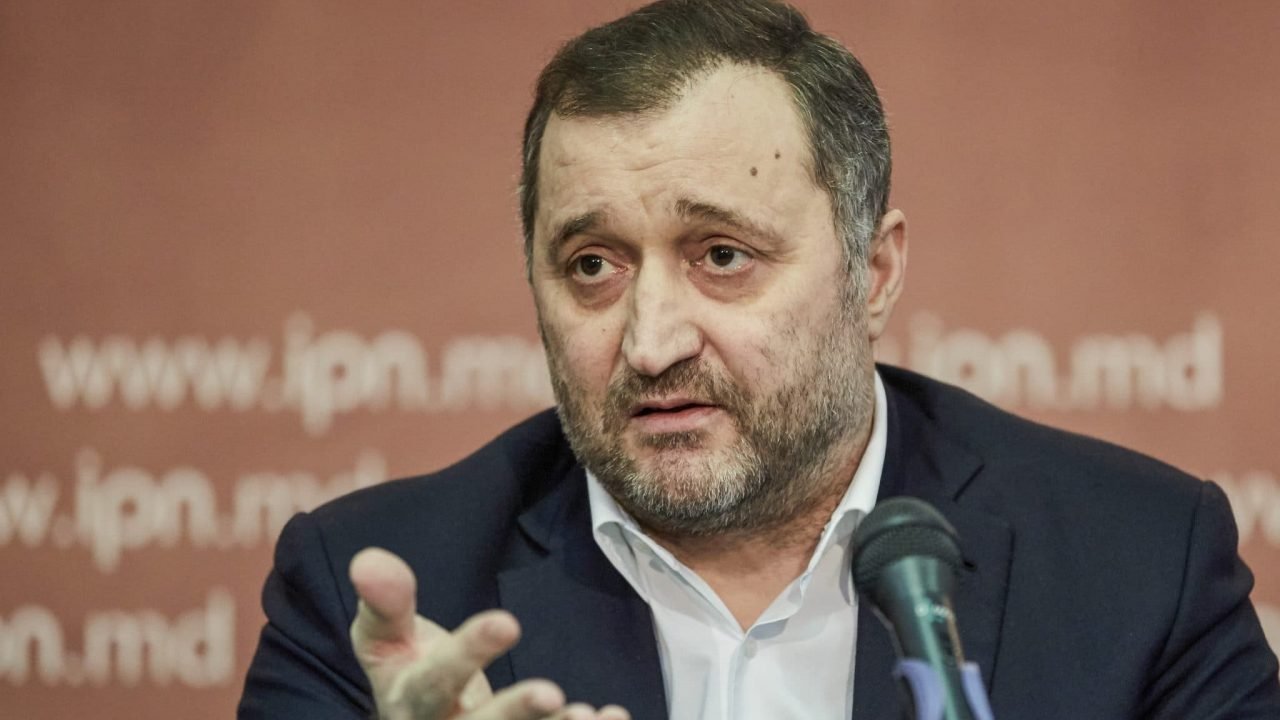 Vlad Filat susține că Interpol i-a anulat darea în căutare internațională