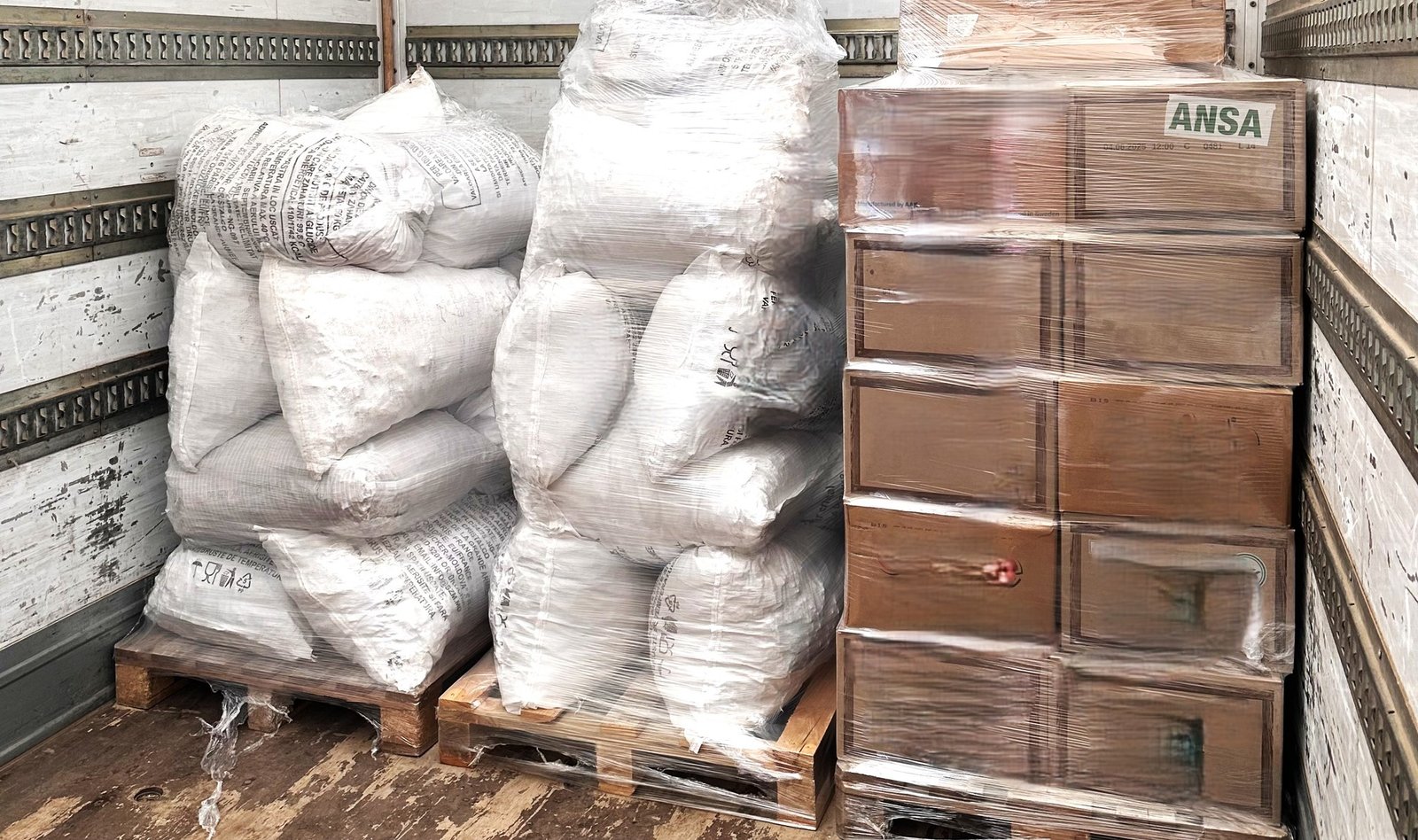 ANSA a retras peste 2,4 tone de biscuiți neconformi din comerț