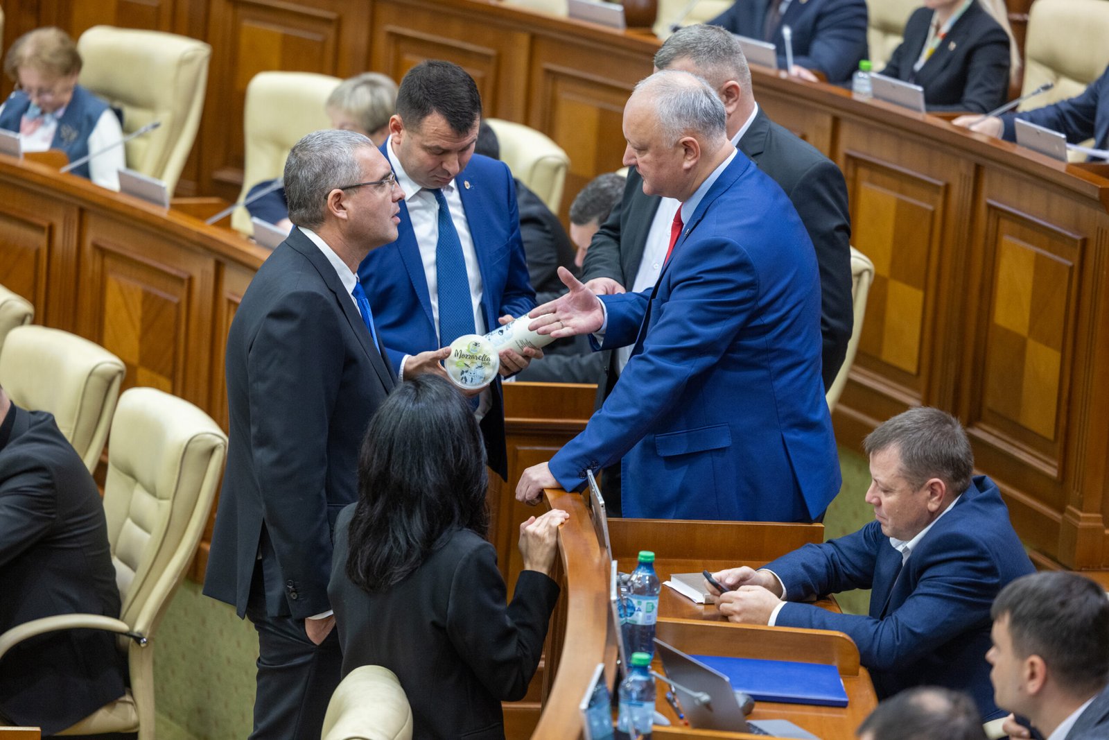 Opoziția parlamentară cere ambasadorilor intervenție pentru a proteja reforma justiției