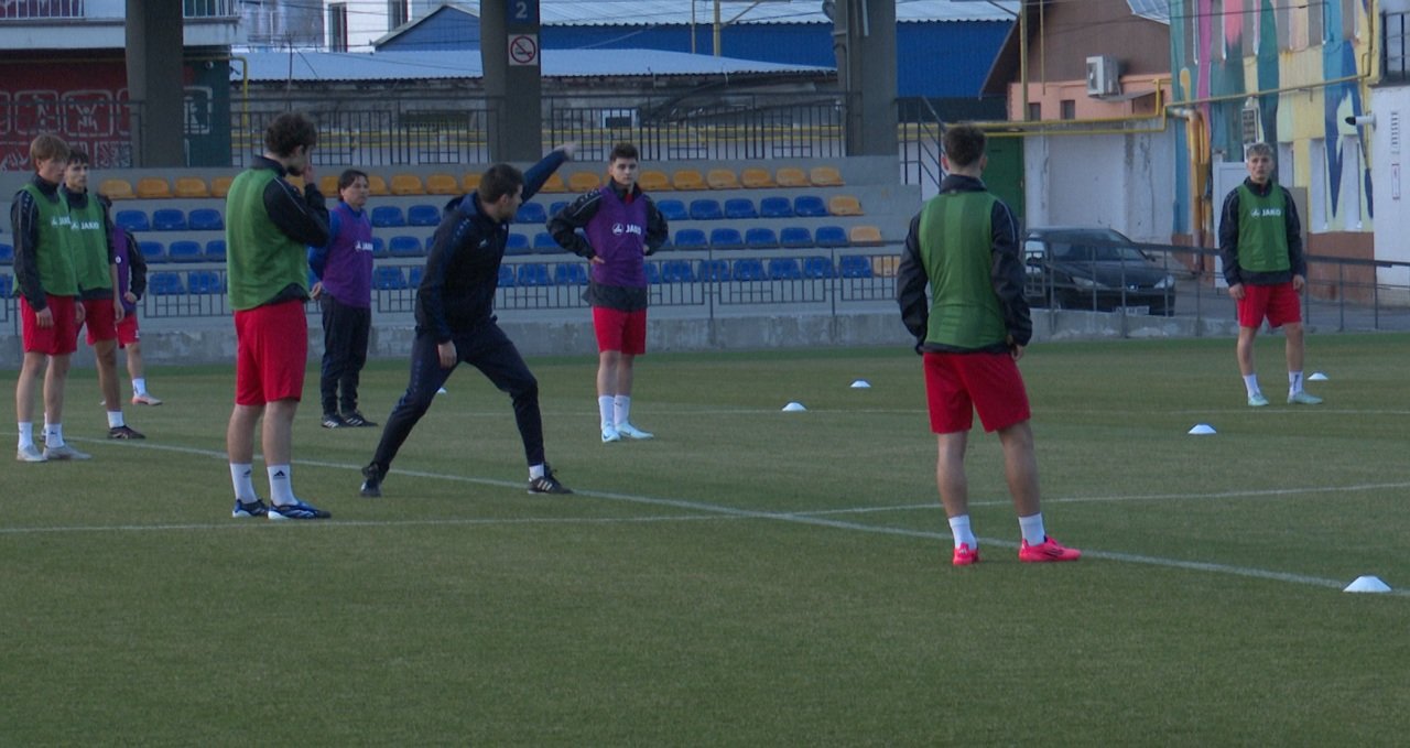 Echipa U19 a Moldovei începe preliminariile Campionatului European cu noul antrenor