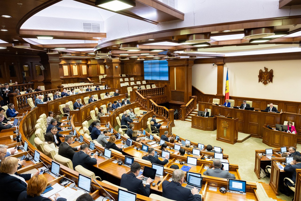 Parlamentul Moldovei votează retragerea din Comunitatea Statelor Independente