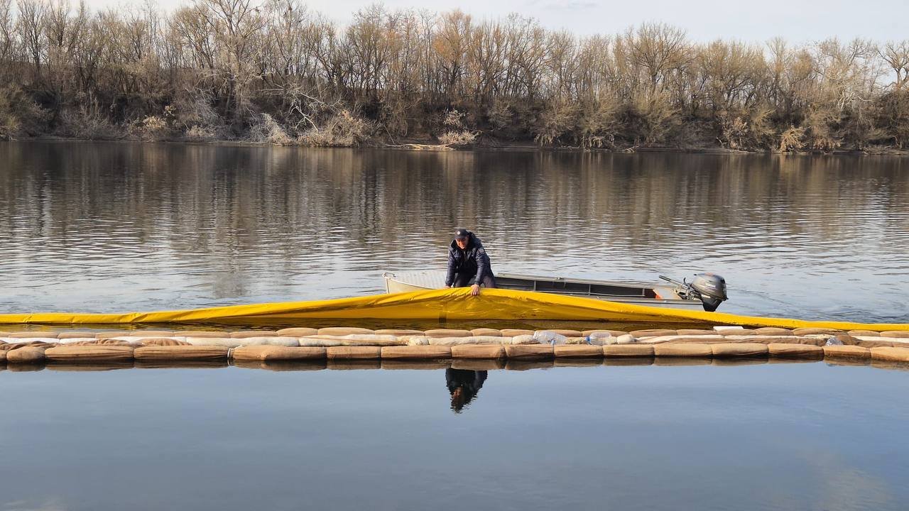 Autoritățile consolidează protecția râului Nistru după poluarea masivă