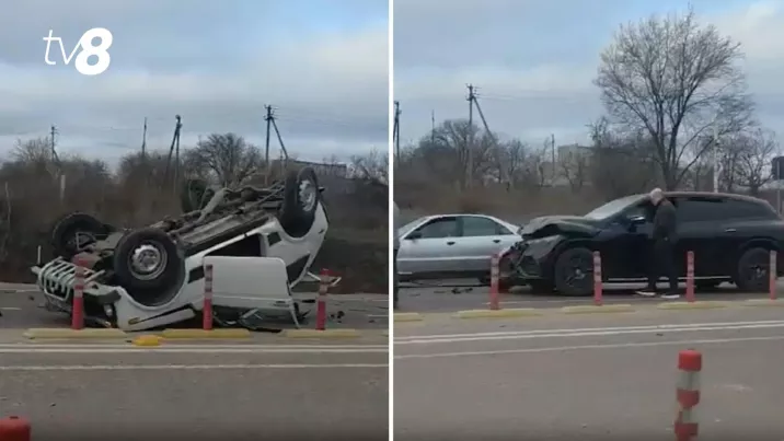 Mașină răsturnată într-un accident grav lângă Strășeni