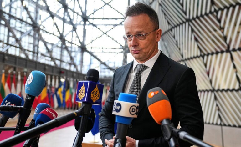 Szijjártó menține contactele diplomatice cu Moscova în plină campanie electorală