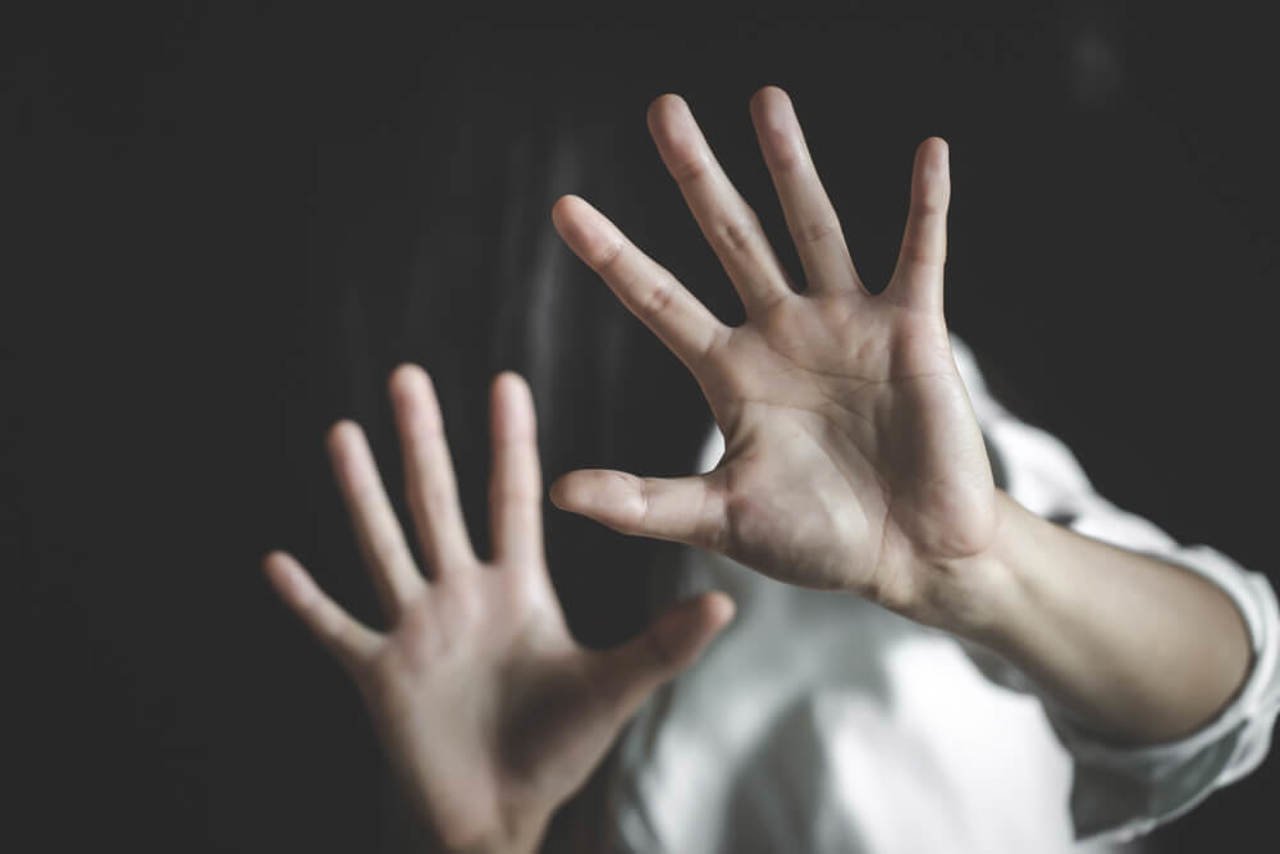 Bărbat condamnat la 21 de ani pentru viol și abuz sexual asupra a doi minori