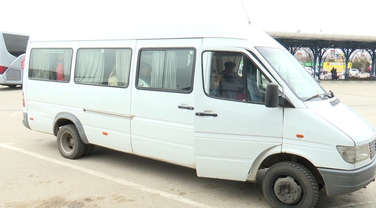 Guvernul majorează tarifele la transportul rutier pentru a debloca sectorul