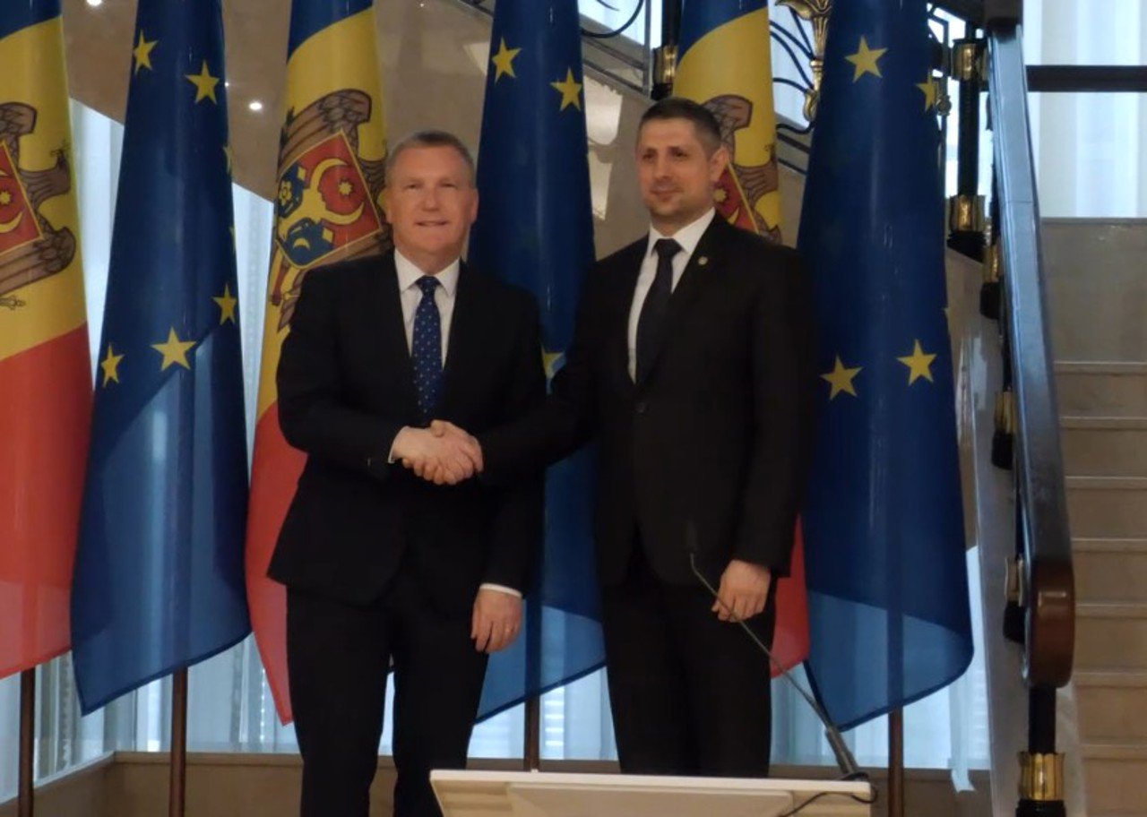 Uniunea Europeană suplimentează cu 5 milioane euro reforma justiției din Moldova