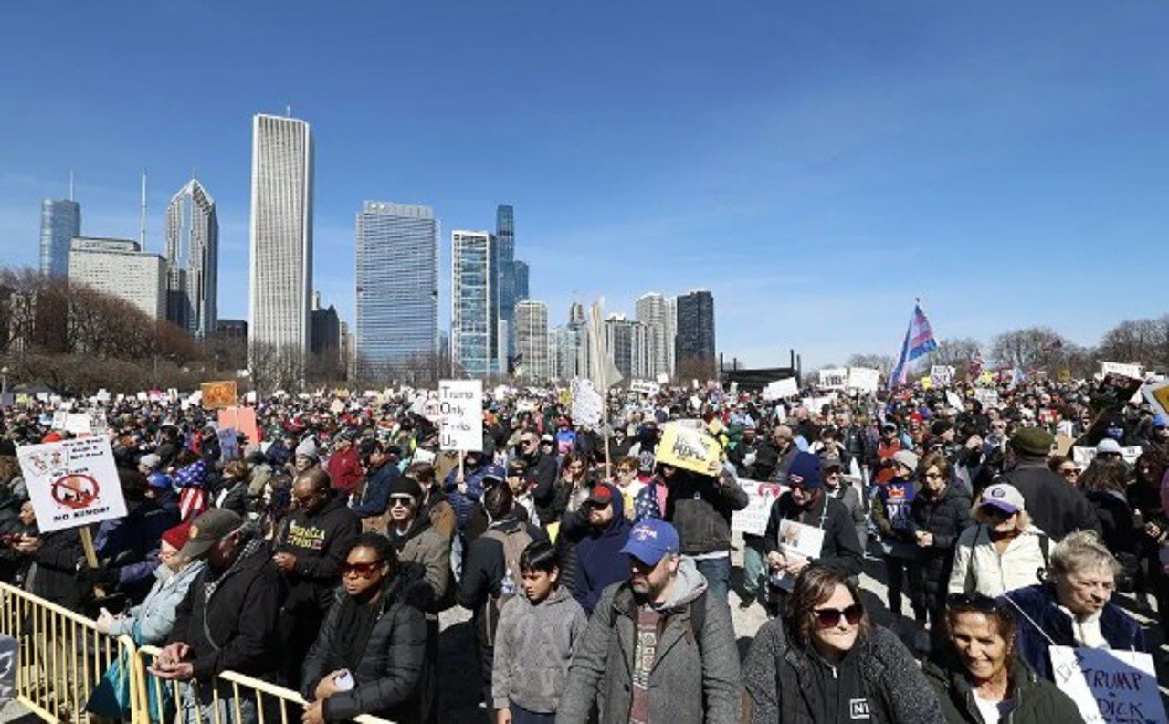 Mii de americani protestează „Fără regi” împotriva lui Donald Trump