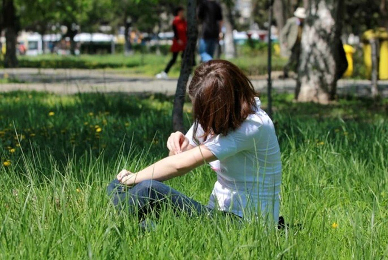 Crește riscul de îmbolnăvire din cauza mușcăturilor de căpușe în sezonul cald