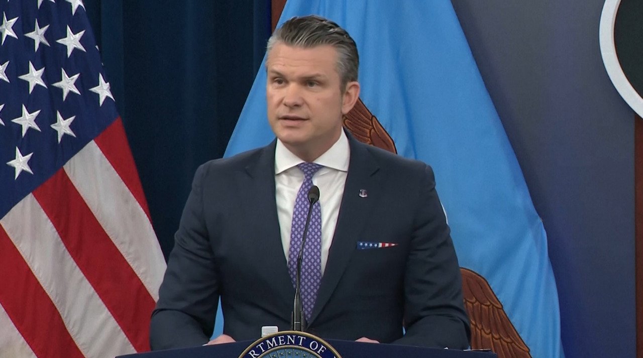 Statele Unite și Israel intensifică loviturile aeriene împotriva Iranului, conflictul atinge un punct critic