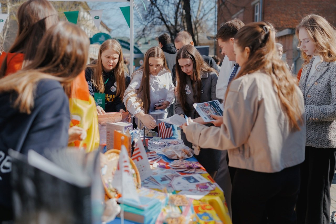 Tinerii din Bălți și Sângerei explorează ofertele facultăților naționale