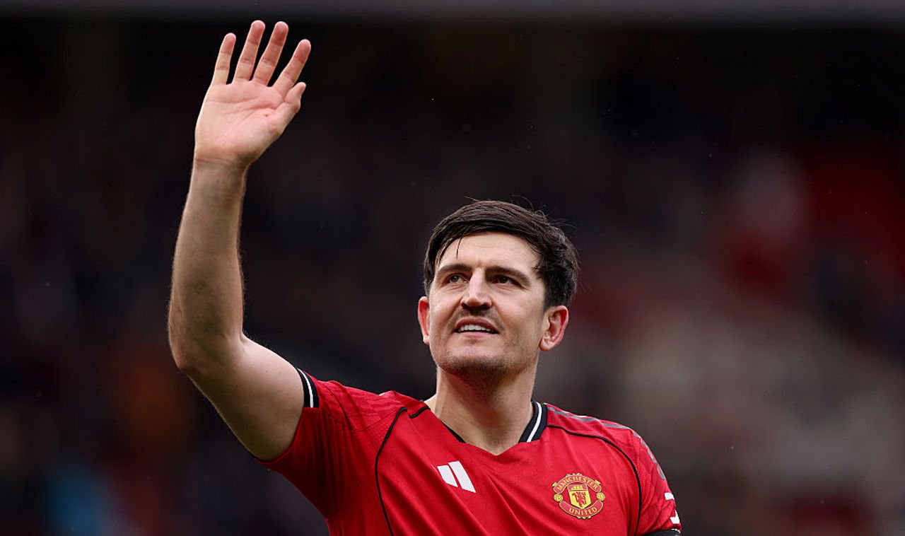 Harry Maguire a semnat contract nou cu Manchester United până în 2027