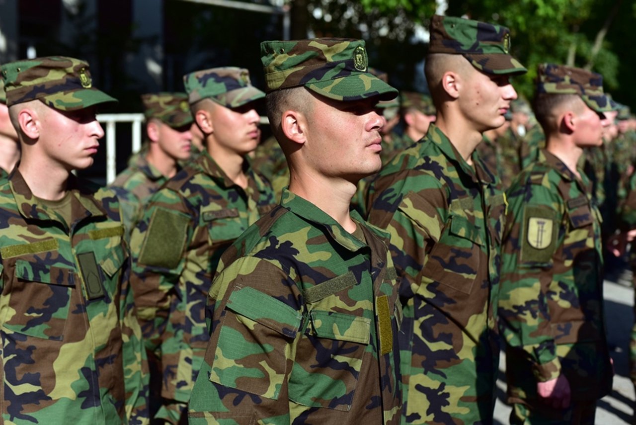 Moldova încorporează până la 1.200 de tineri pentru serviciul militar în aprilie