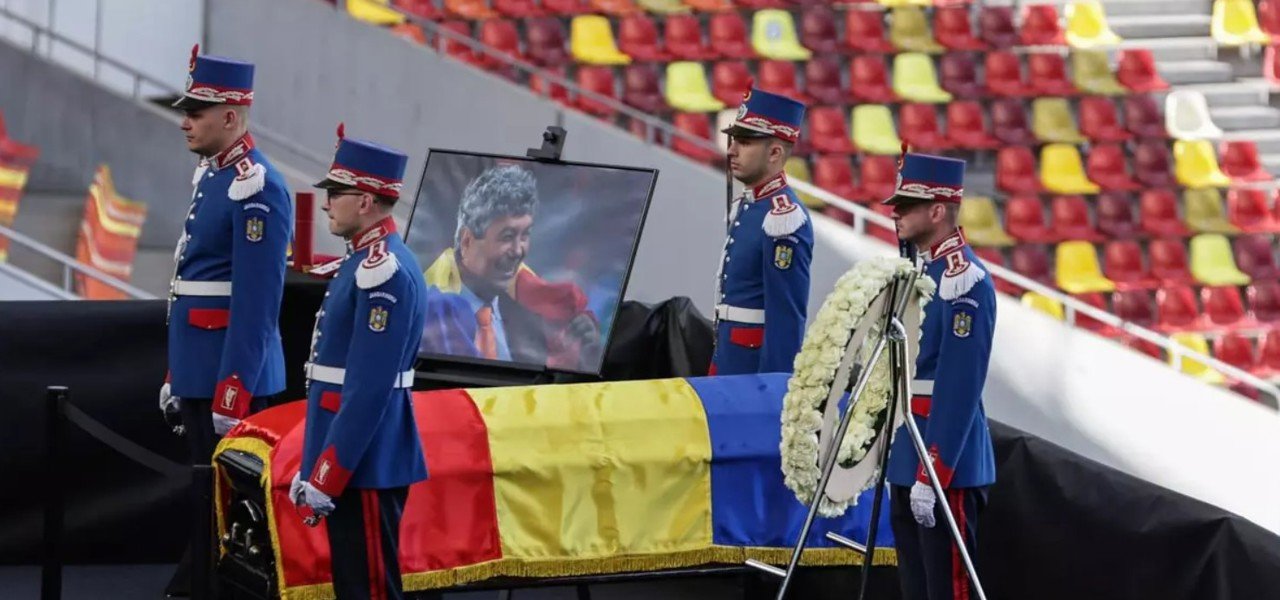 Mircea Lucescu a fost condus pe ultimul drum în Arena Națională