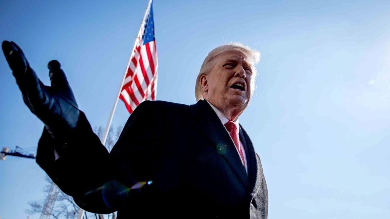 Trump analizează lovituri limitate asupra Iranului pentru a forța pacea