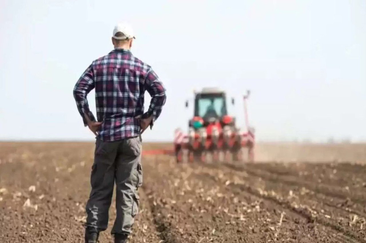 Fondurile pentru fermieri în 2026 se pot epuiza rapid, Ministerul caută soluții