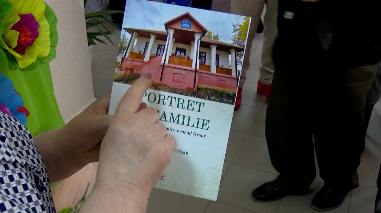 Familiile reunite din Moldova lansează carte despre tradiții și memorie