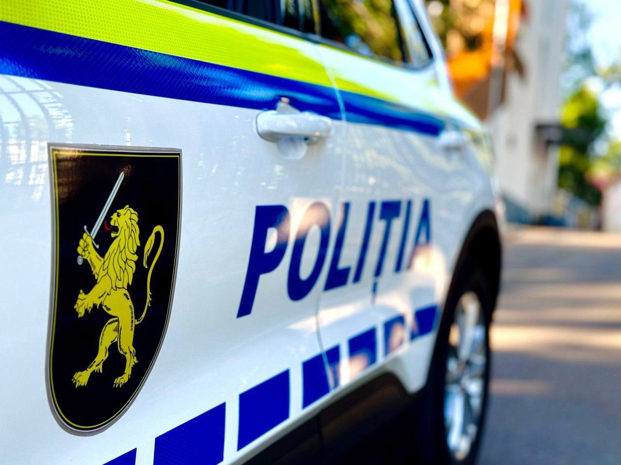 Politicienii critică autoritățile după dispariția controversată a unei adolescente