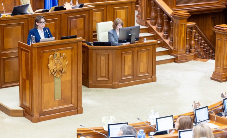 Veteranii muncii angajați vor putea accesa bilete pentru tratament sanatorial