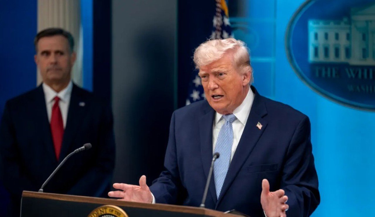 Trump anunță finalizarea negocierilor cu Iran, dar tensiunile cresc