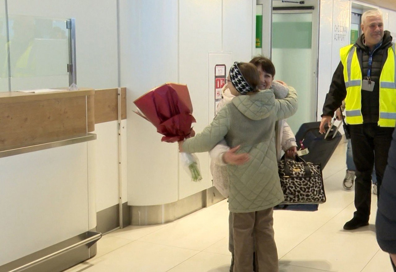 Aeroportul Chișinău oferă asistență specială pentru copiii care zboară singuri