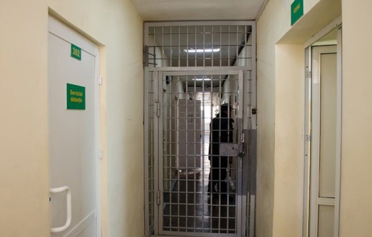 Judecătorii prelungesc arestul preventiv în dosarul duty-free din Transnistria