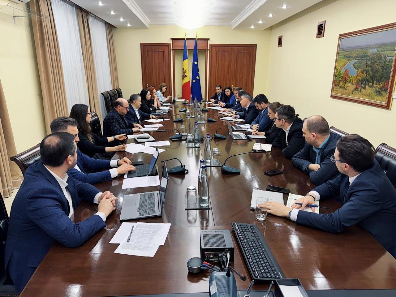 Autoritățile mențin starea de urgență în sectorul energetic în Republica Moldova