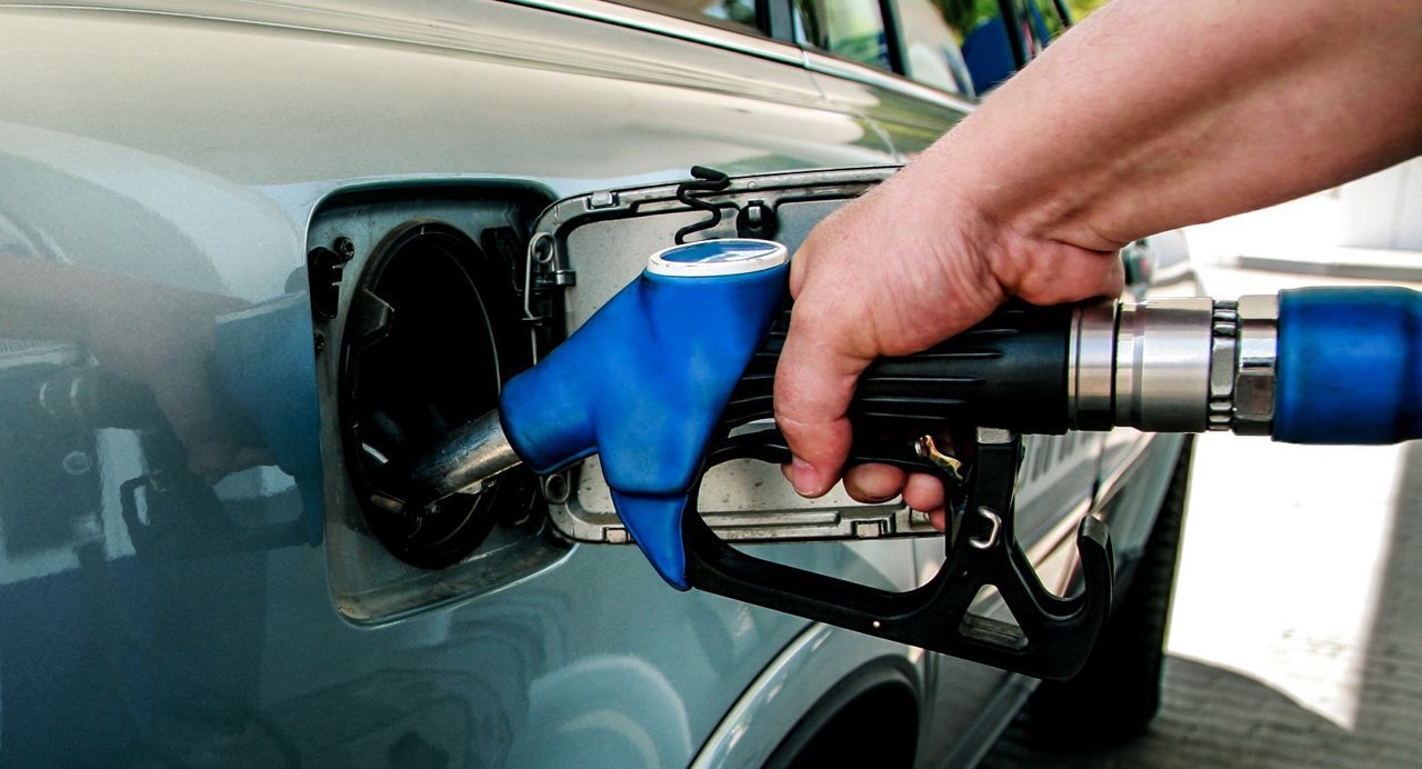 Parlamentul aprobă măsuri flexibile pentru criza energetică și carburanți