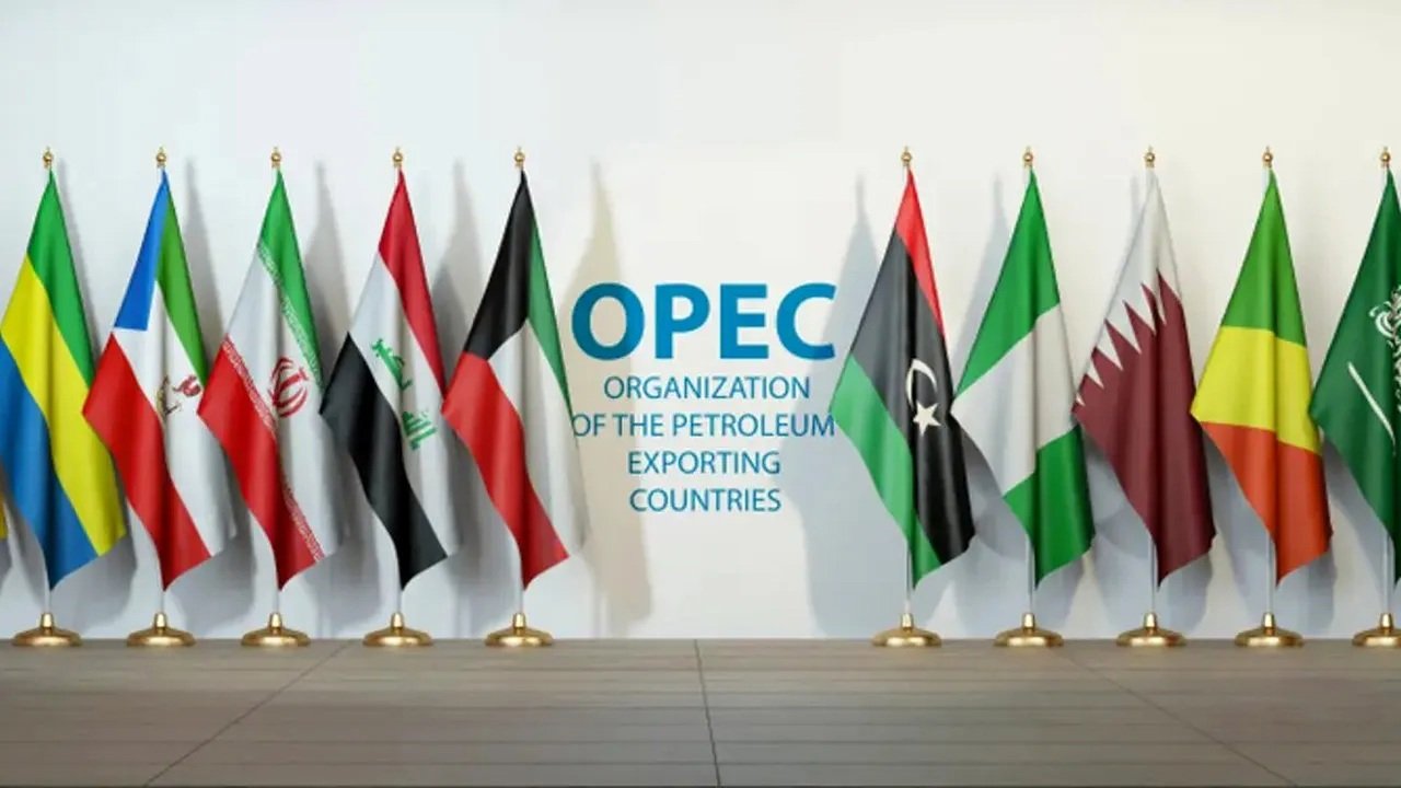 Emiratele Arabe se retrag din OPEC+, SUA salută decizia, Rusia continuă alianța