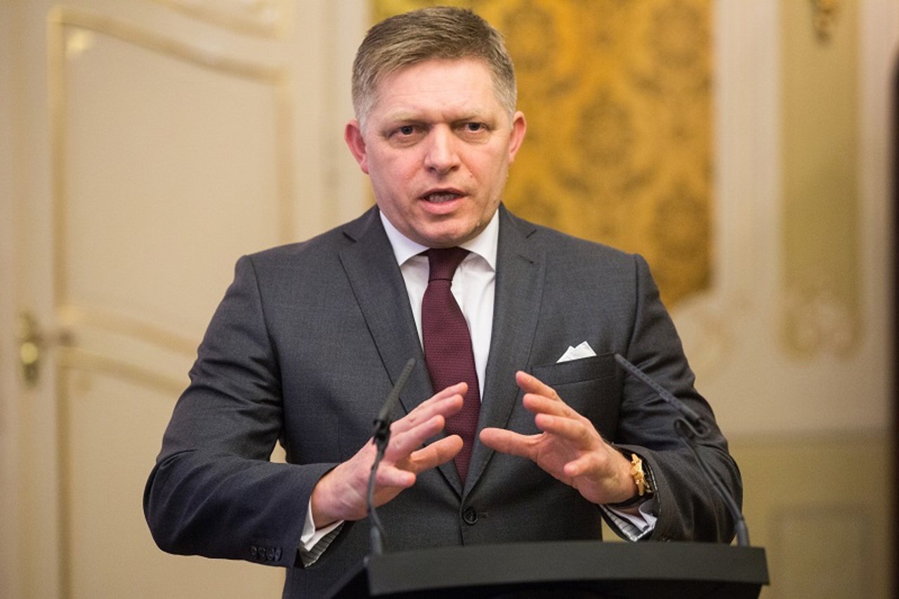 Robert Fico discută la Moscova cu Putin despre încetarea războiului din Ucraina