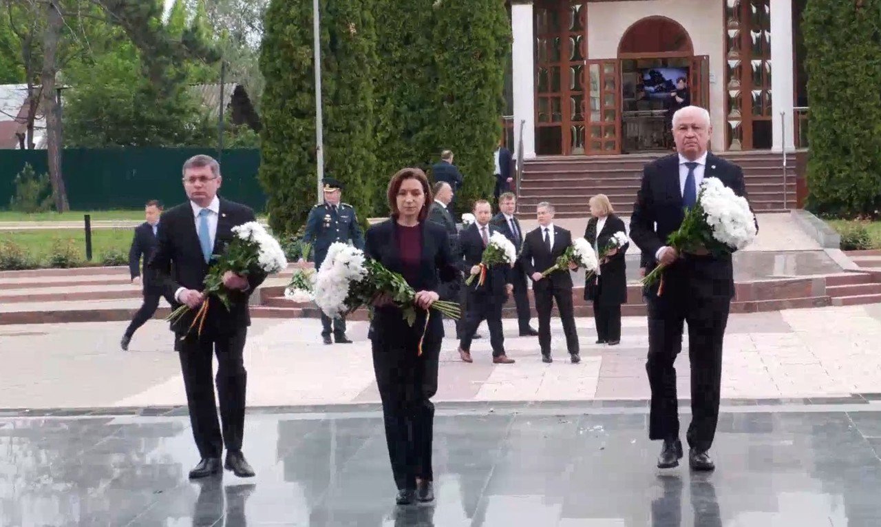 Maia Sandu și autoritățile din Chișinău marchează pacea pe 9 mai cu monumente diferite