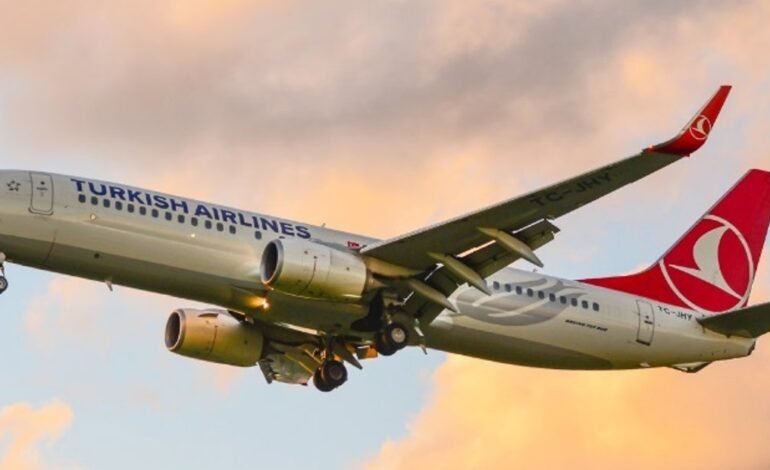 Avion Turkish Airlines a luat foc la aterizarea în Nepal, fără victime