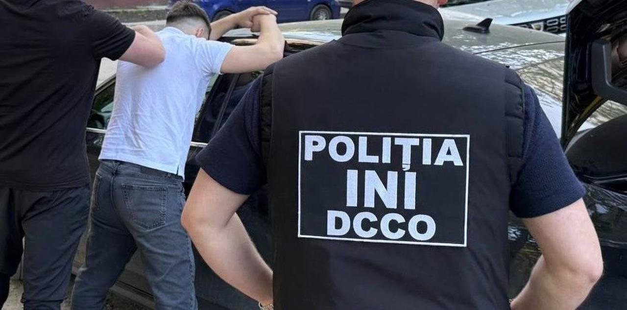 Tânăr prins în flagrant pentru circulație de bani falși în Moldova