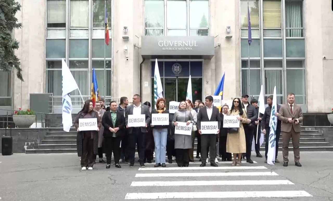 MAN cere demisia ministrului Apărării după moartea unui soldat la Cahul
