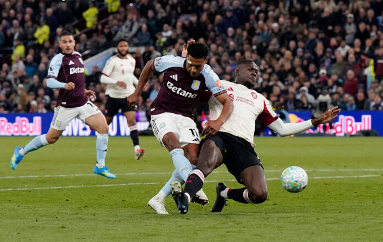 Aston Villa învinge Liverpool și cucerește un loc în Liga Campionilor