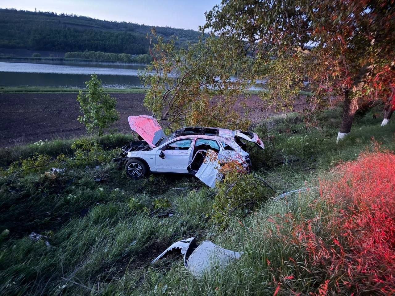 Tânăr de 21 de ani a murit într-un accident rutier la Mingir