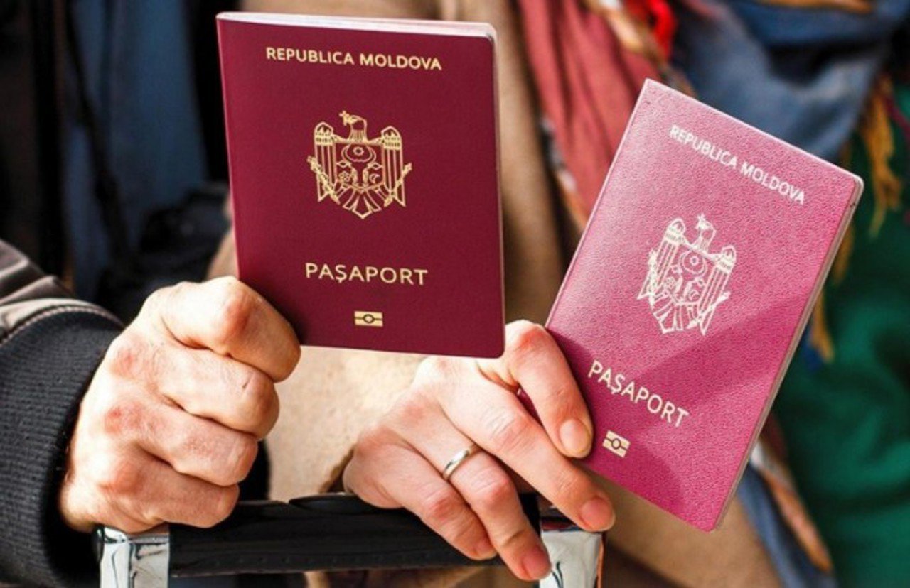 Rusia oferă cetățenie ușurată locuitorilor din stânga Nistrului, Moscova pune presiune
