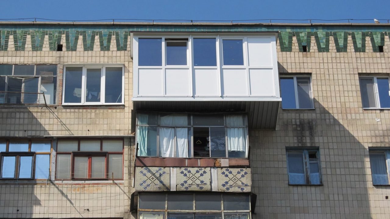 Guvernul propune sancțiuni penale pentru stoparea construcțiilor neautorizate