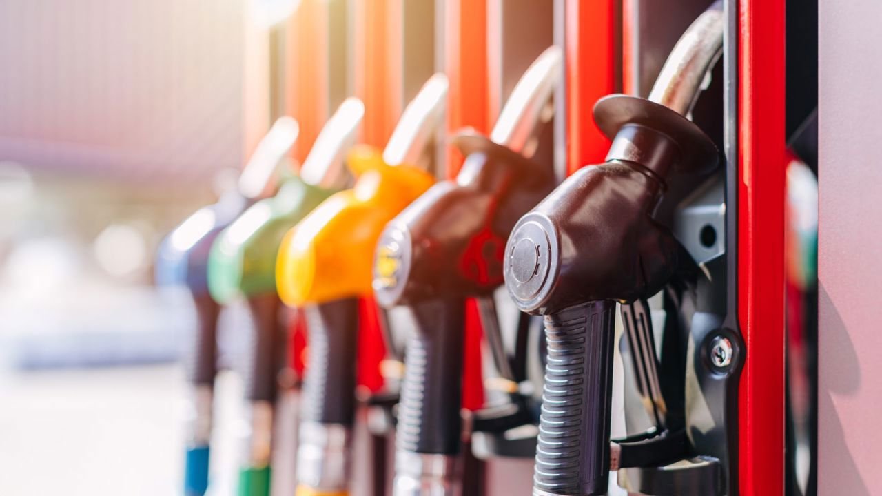 Republica Moldova impune stocuri de urgență de petrol pentru 90 de zile