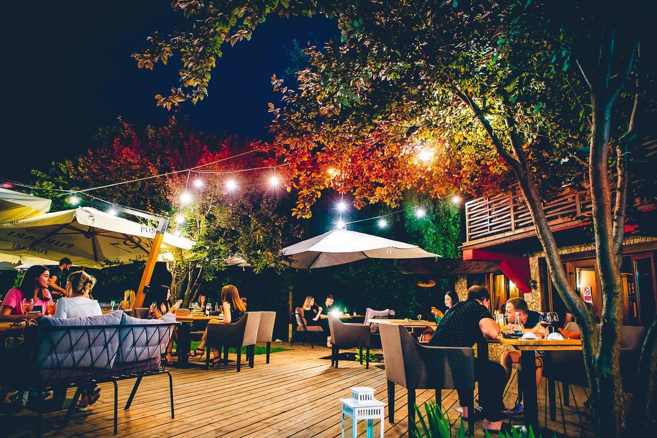 Incendiu devastator mistuie un restaurant din sectorul Râșcani, Chișinău