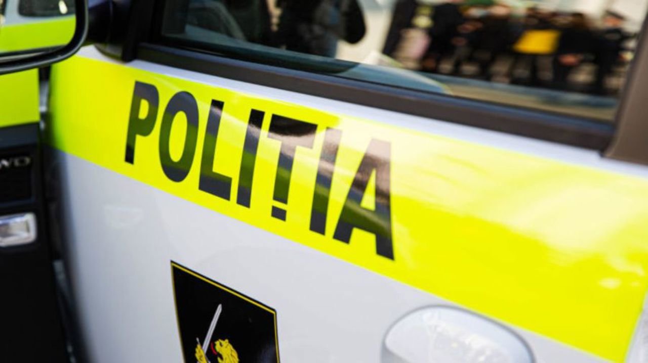 Poliția cere sprijin pentru găsirea unei minore dispărute în Cupcini