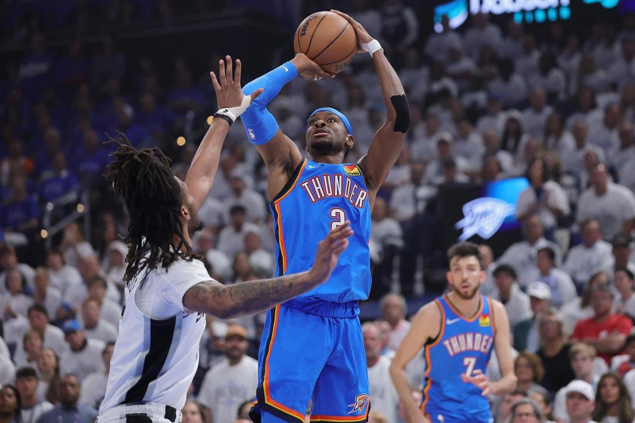 Oklahoma City Thunder egalează seria cu San Antonio Spurs în finala Conferinței de Vest