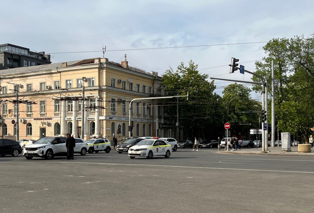 Chișinău suspendă traficul 11 ore pentru cursa de ciclism „VELOHORA”