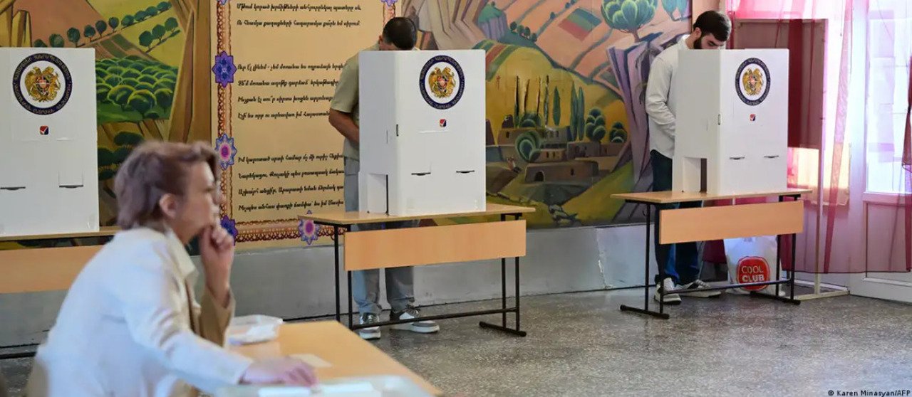 Șase candidați prorusi în Armenia arestați pentru corupție și spălare de bani