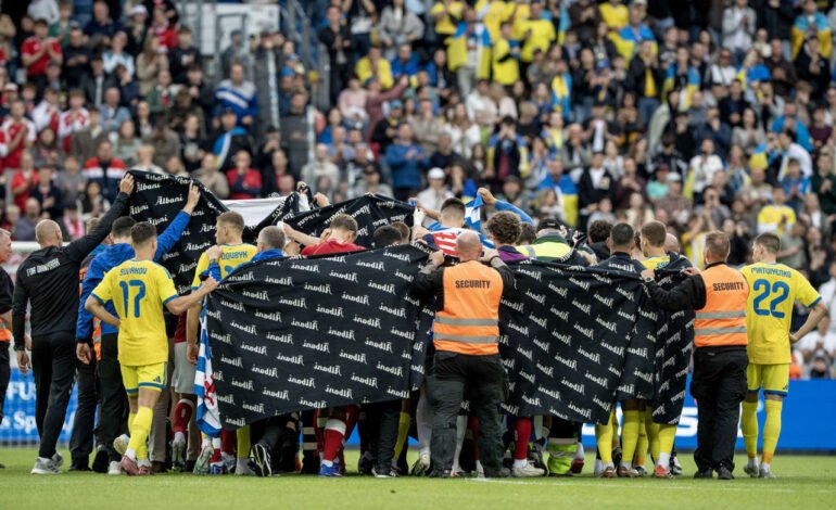 Christian Eriksen a fost resuscitat în timpul meciului Danemarca – Ucraina la Odense