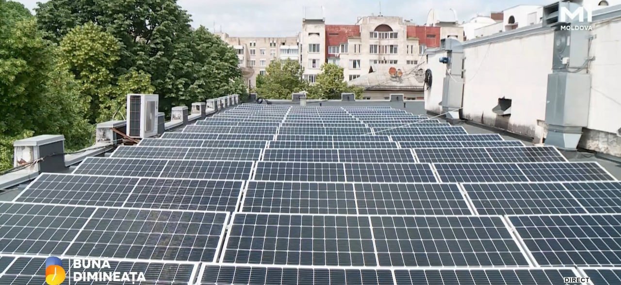 Teatrul Fără Nume din Chișinău economisește energie cu panouri solare