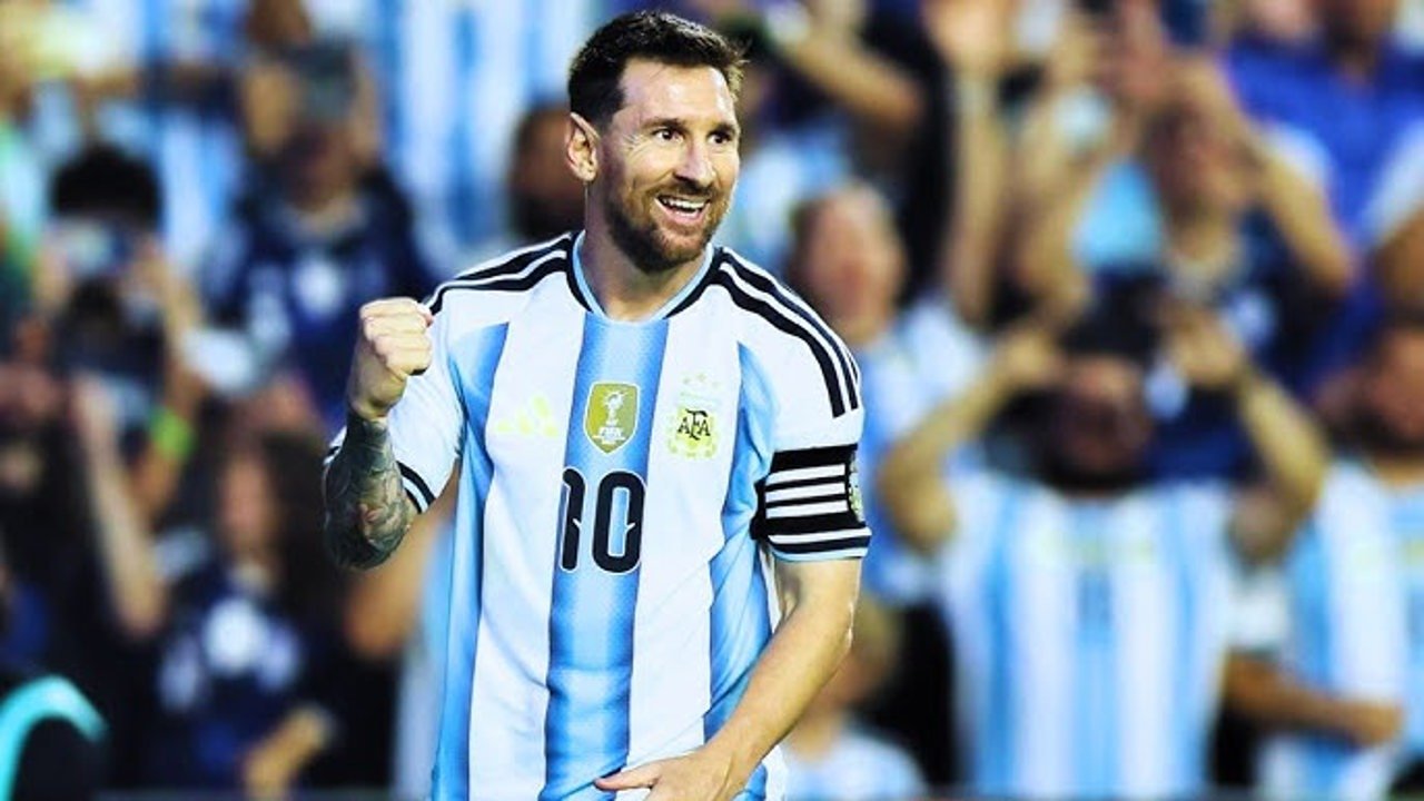 Lionel Messi marchează în victoria Argentinei cu Islanda într-un amical