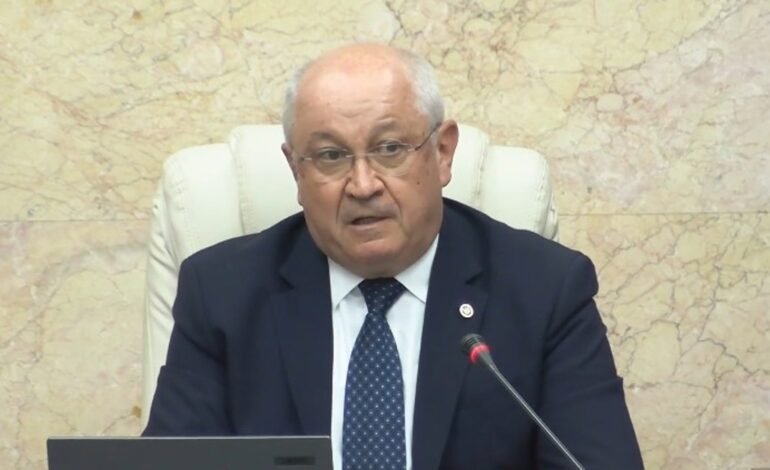 Munteanu acuză lipsă de expertiză și minciună în discuțiile despre piața energetică